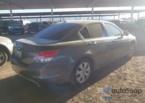 2010 Honda Accord 2.4 Ex-L z USA, uszkodzony, nr VIN 1HGCP2F85AA167338